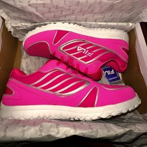FILA Big Girls pink Sneakers size 6 BOOMERS
